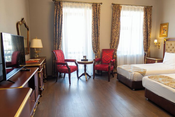 Room 25 of 113