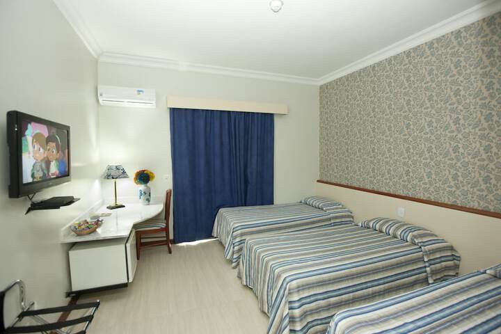 Room 13 of 24
