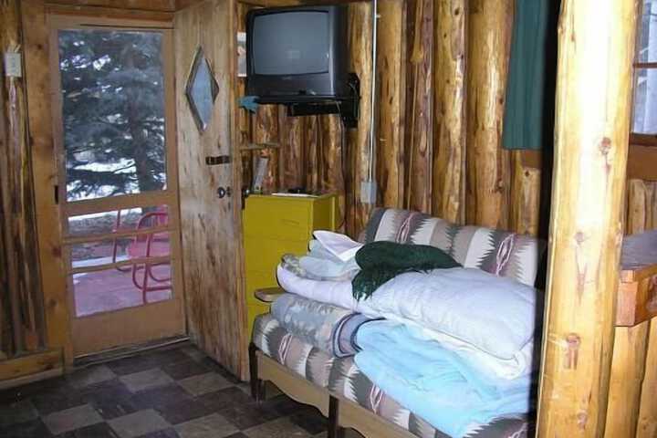 Room 38 of 218