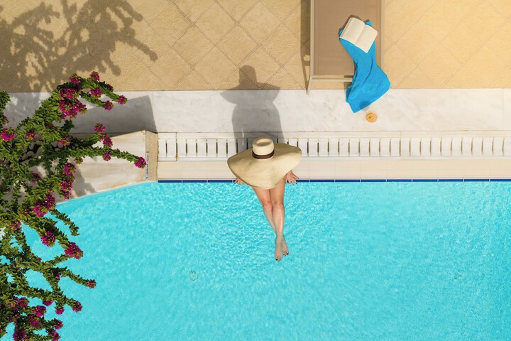 Pool 82 of 139
