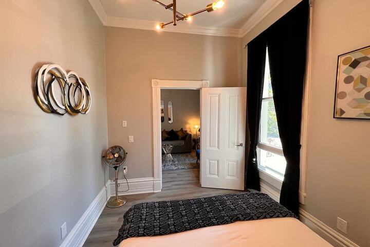 Room 20 of 181