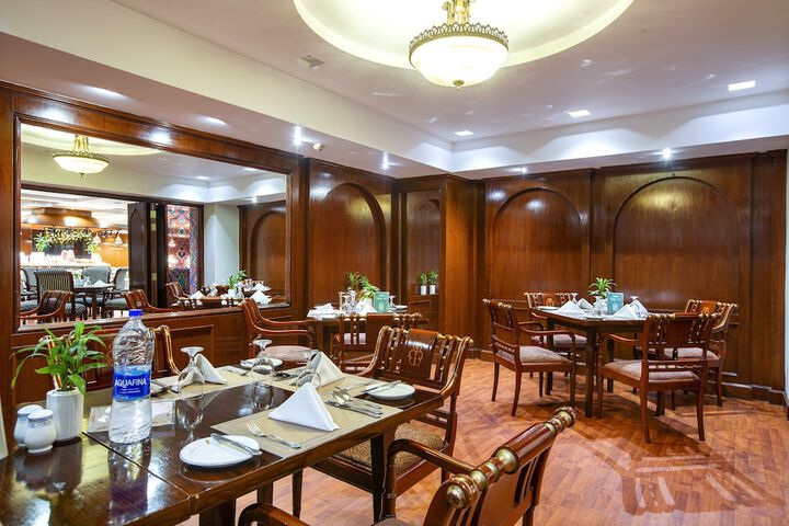 Dining 191 of 258