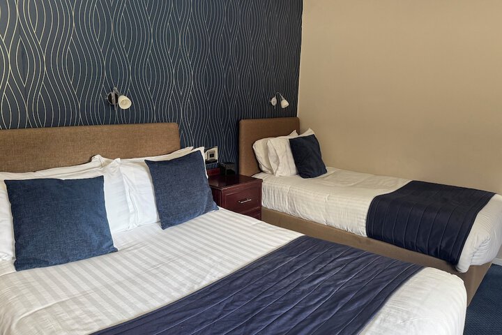 Room 15 of 43