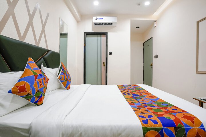 Room 14 of 39