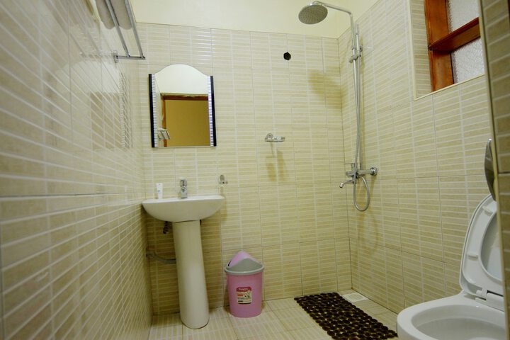 Room 37 of 86
