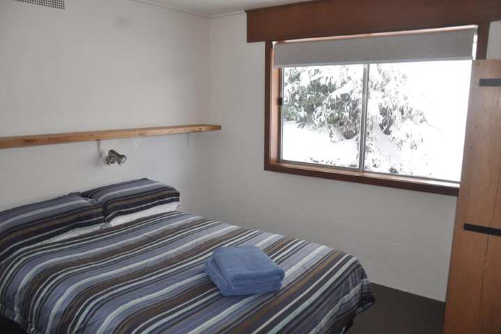 Room 6 of 44