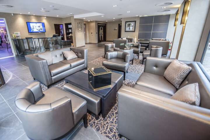 Guest Lobby