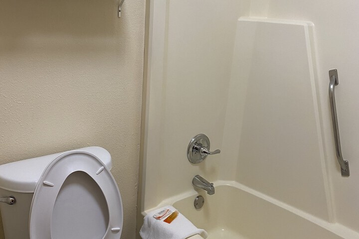 Room 20 of 25