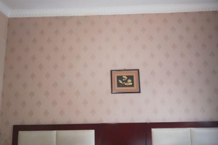Room 15 of 23