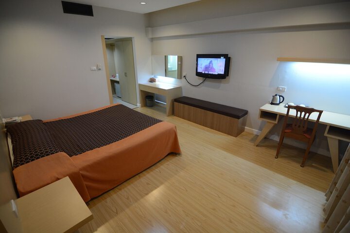 Room 21 of 74
