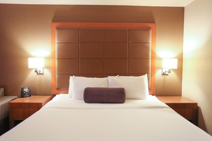 Room 45 of 110