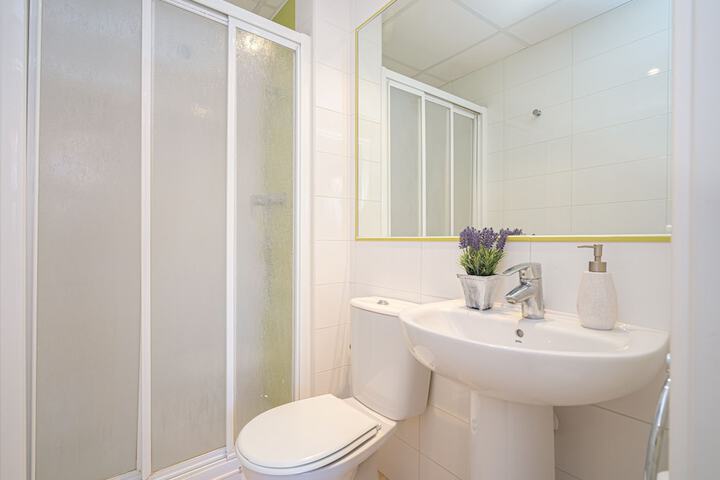 Clean Restrooms