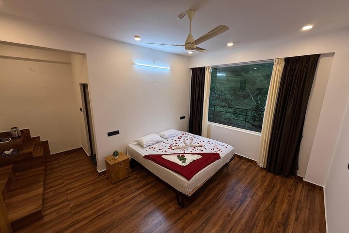 Room 5 of 21
