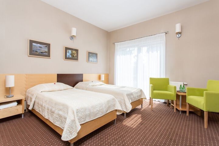 Room 5 of 23