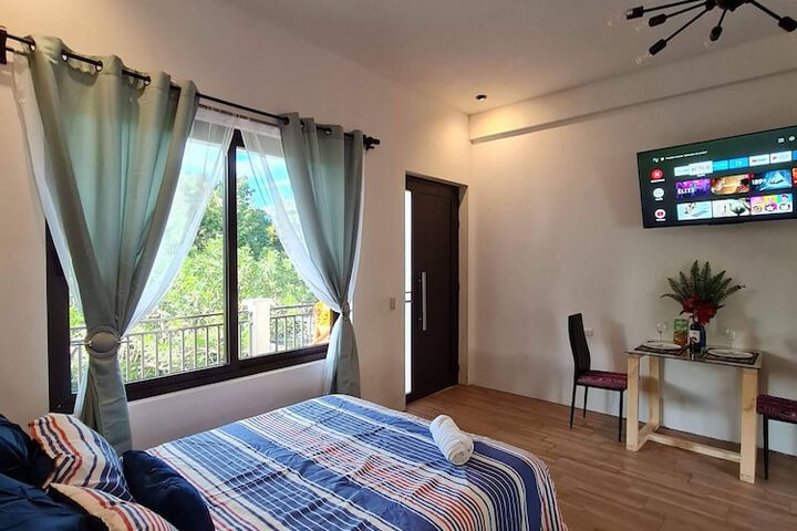 Room 5 of 21