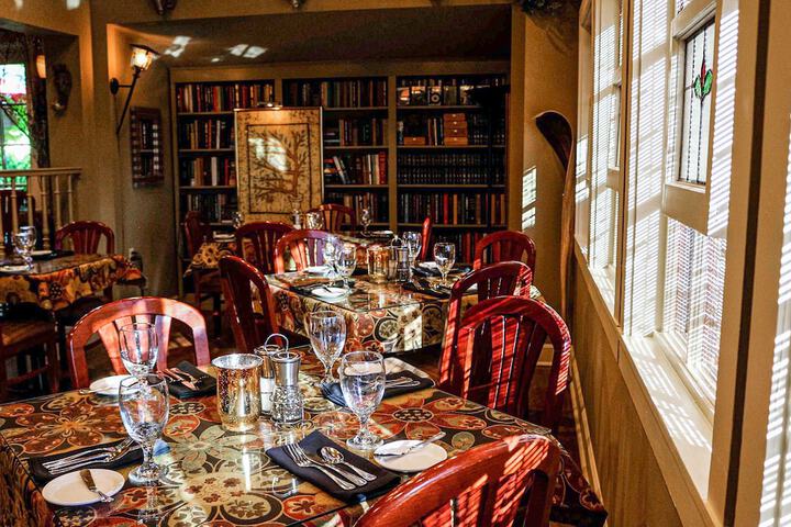 Dining 151 of 175