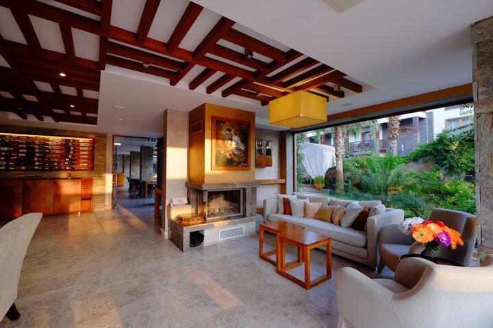 Hotel Lobby