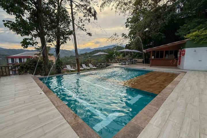 Pool 57 of 84