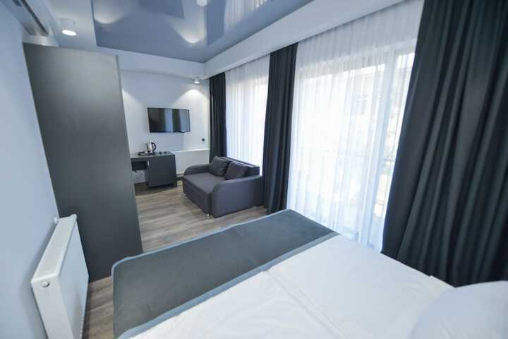 Room 31 of 67