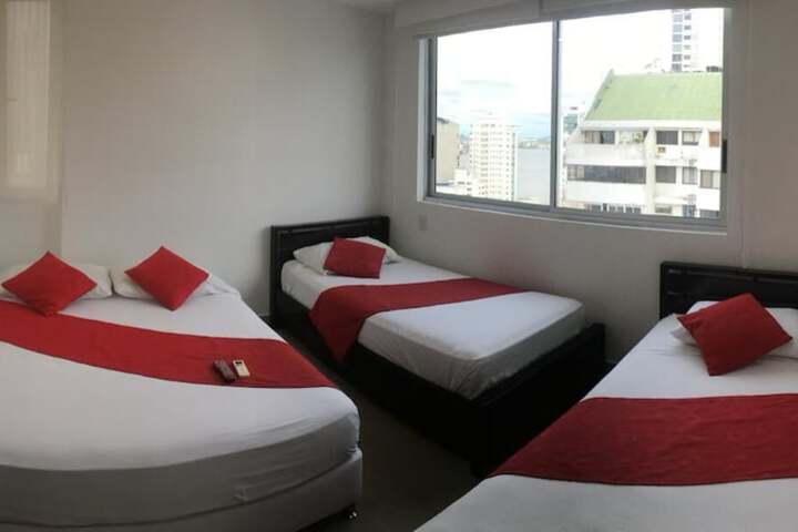Room 25 of 134