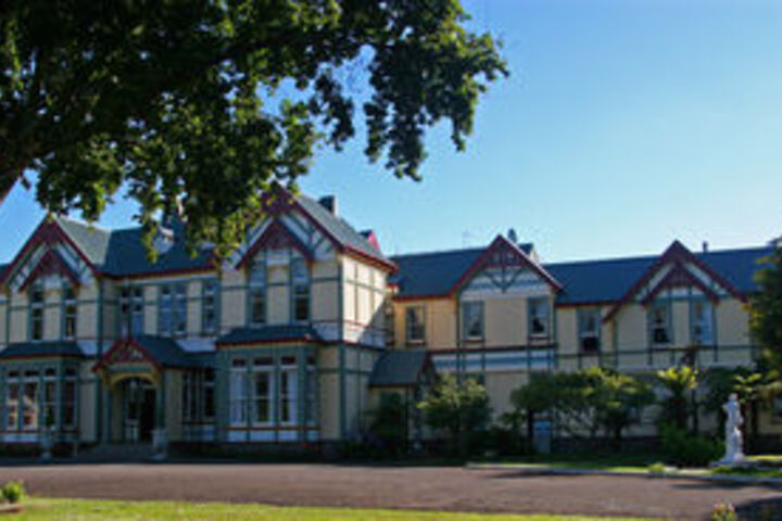 Hotel 53 of 73