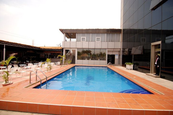 Pool 49 of 99