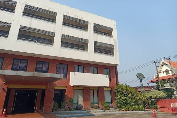 Hotel 54 of 61
