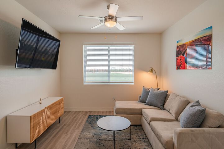 Room 5 of 19