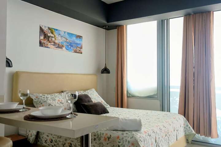 Room 10 of 34