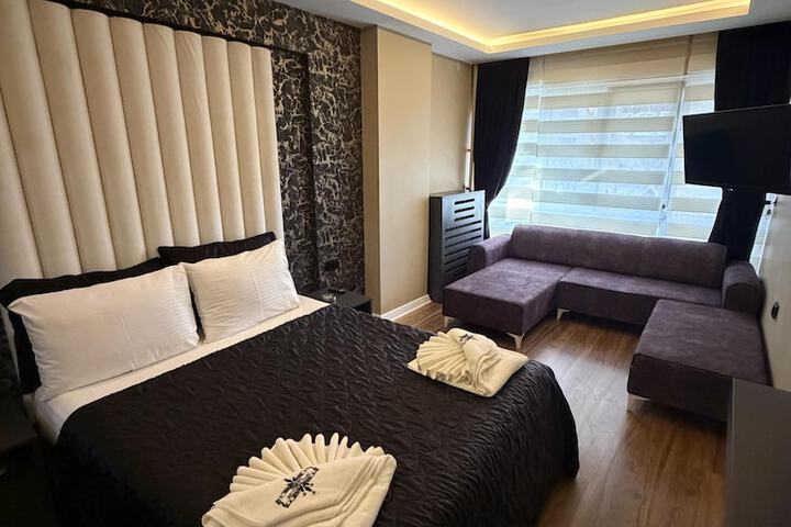 Room 26 of 59
