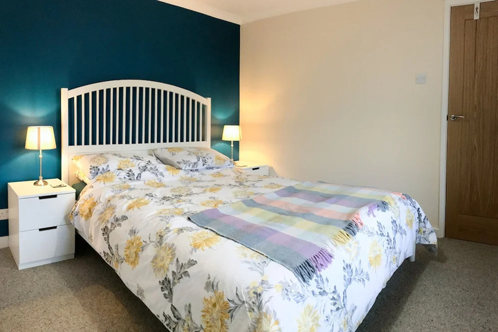 Room 3 of 17