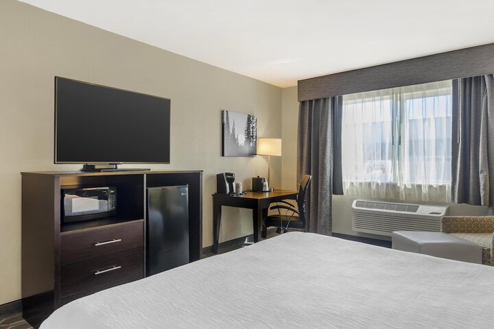 Room 9 of 43