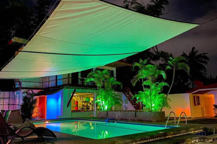 Pool 65 of 123