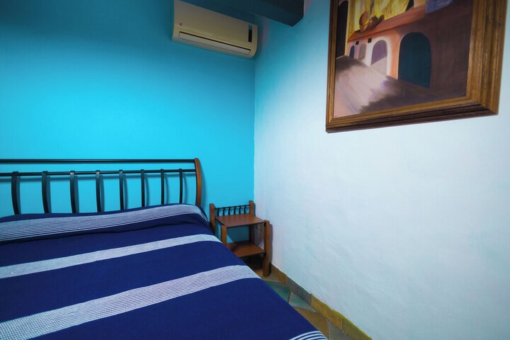 Room 29 of 82