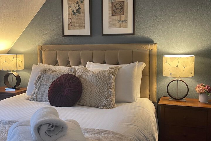 Room 10 of 29
