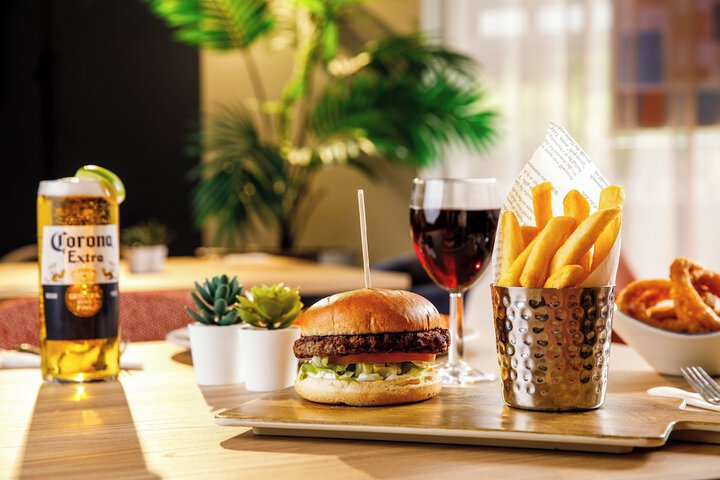 Dining Photos