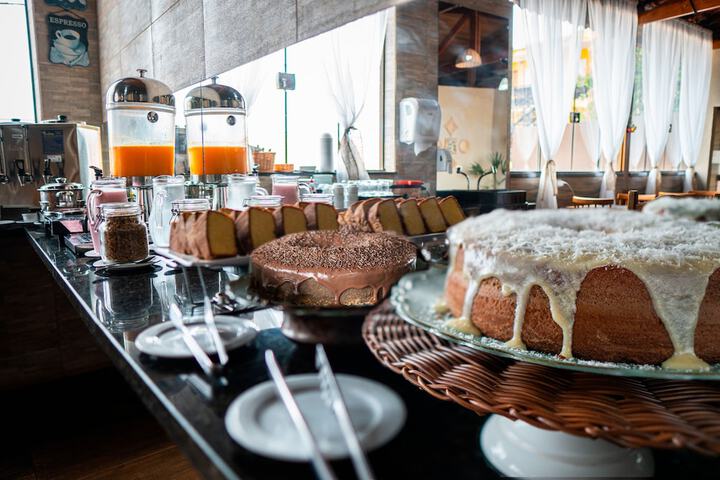 Breakfast/Coffee Service 35 of 50