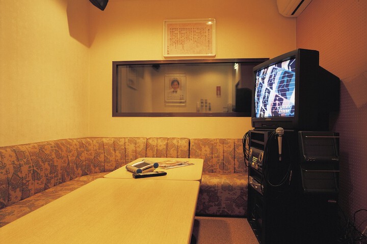 Room 19 of 30
