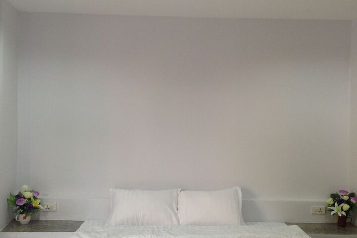 Room 3 of 38