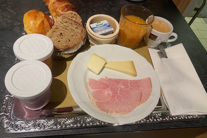 Breakfast/Coffee Service 7 of 9