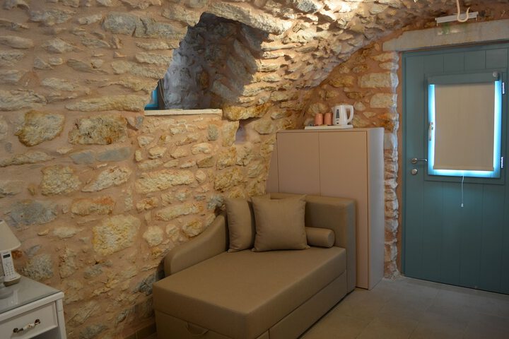 Room 17 of 53