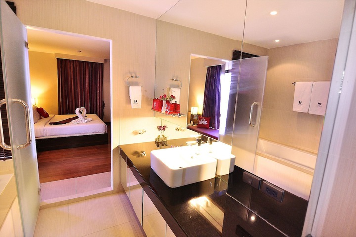 Clean Restrooms