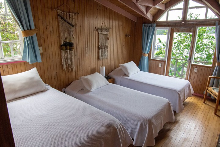 Room 14 of 25