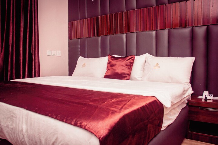 Room 19 of 41