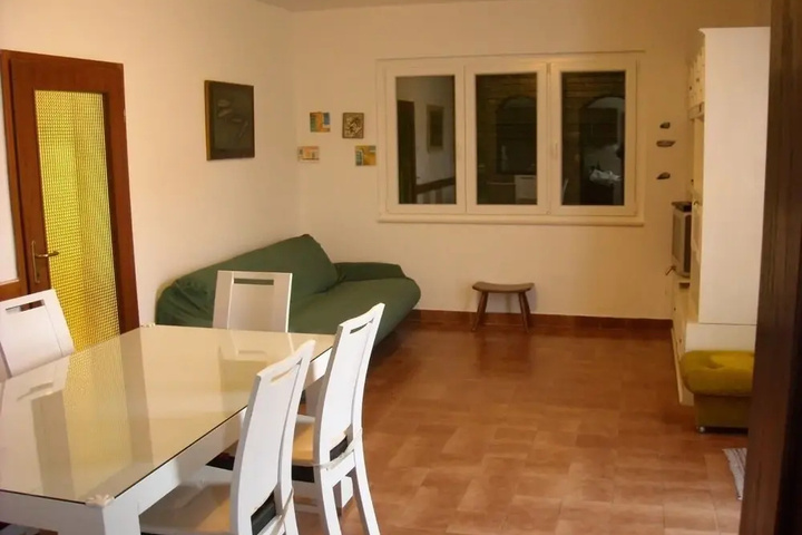 Jaroje 80m From the Beach With Parking H