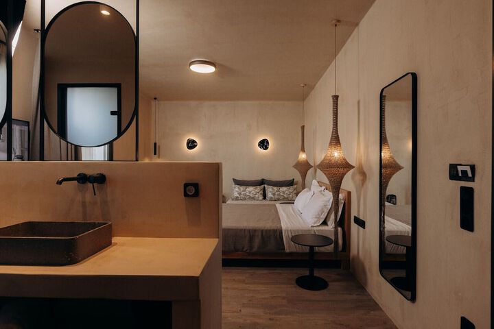 Room 12 of 57