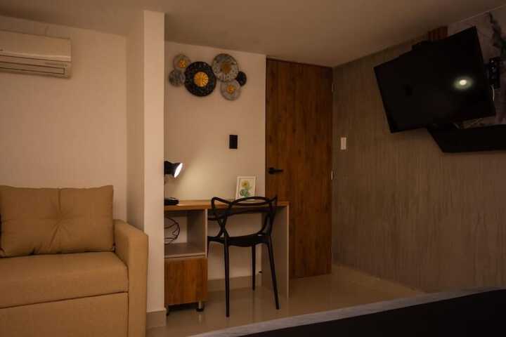 Room 39 of 61