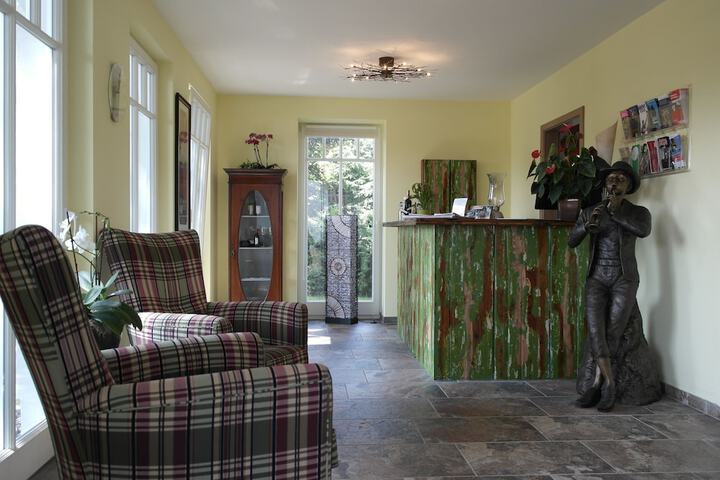 Hotel Interior 4 of 138