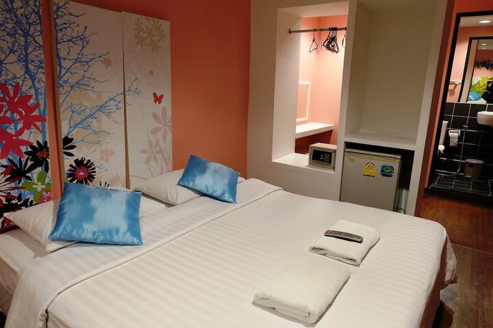 Room 32 of 130