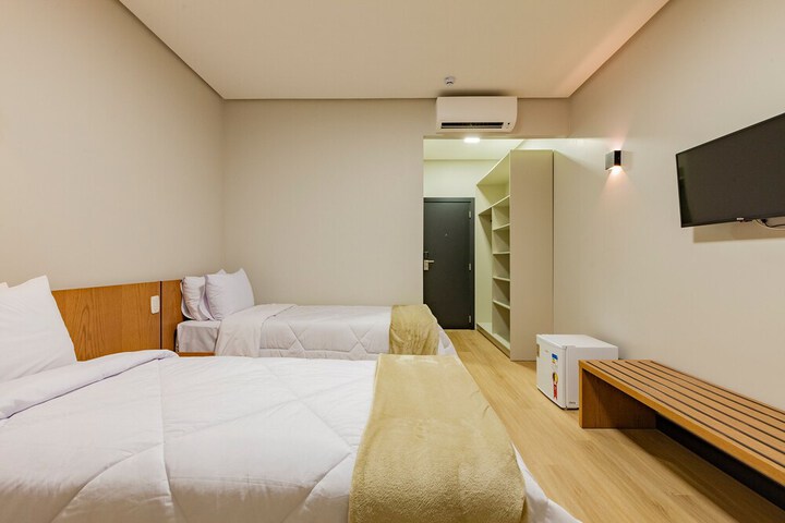 Room 17 of 62